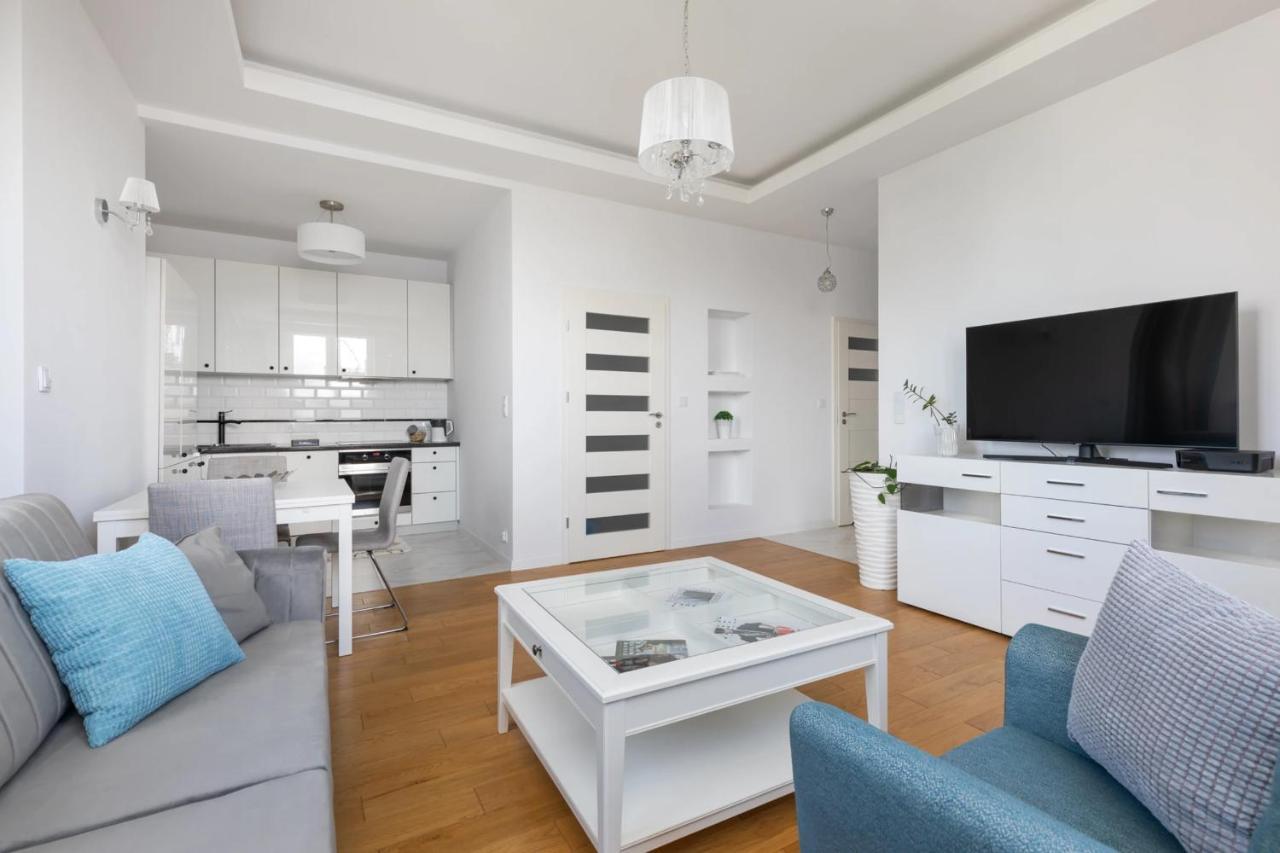 Przestronny Apartament Z Widokiem Na Miasto W Warszawie Varşova Dış mekan fotoğraf