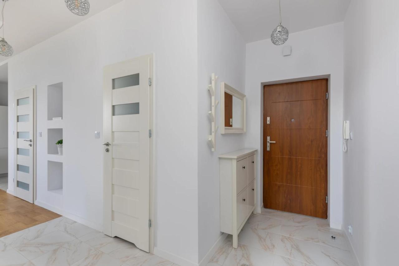 Przestronny Apartament Z Widokiem Na Miasto W Warszawie Varşova Dış mekan fotoğraf